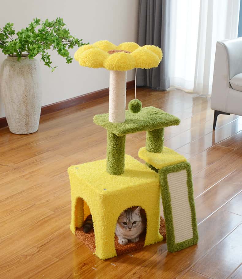Sunflower Cat Tree with Sisal Scratching Board