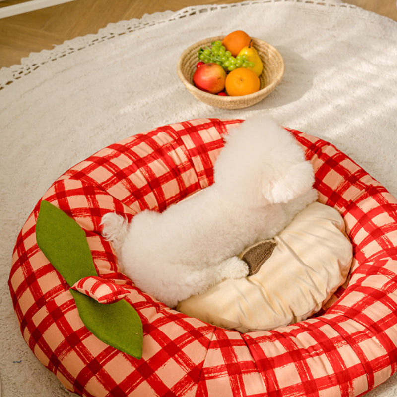 Cozy Apple Pet Bed