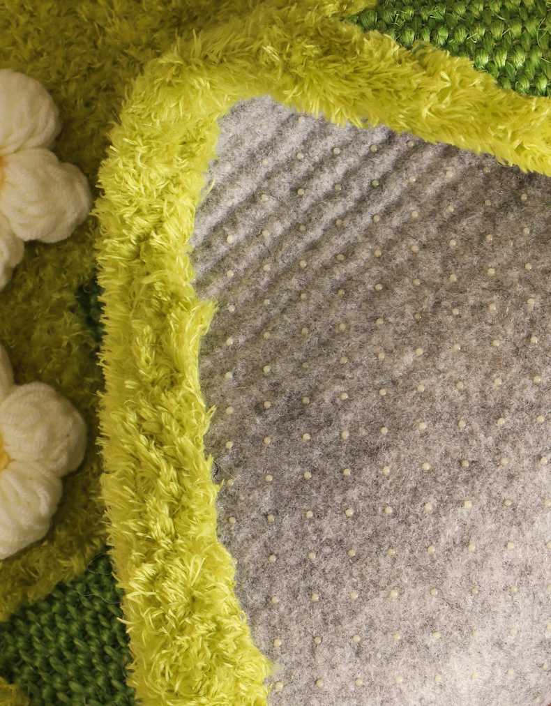Floral Sisal Cat Scratcher Rug