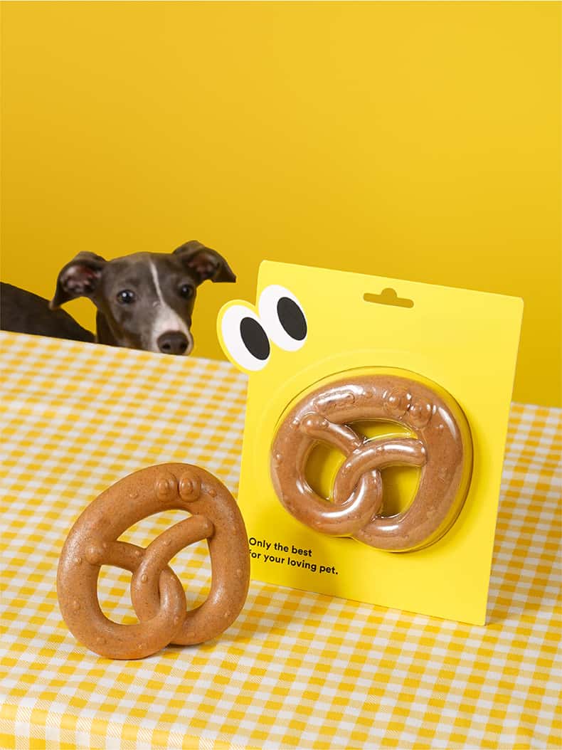 Natural Wood Fiber Pretzel Chew Toy – Eco-Friendly